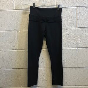 lululemon athletica Pants - Lululemon black hi waist crop legging sz 4 62151 lululemon athletica Pants - Lululemon black hi waist crop legging sz 4 62151